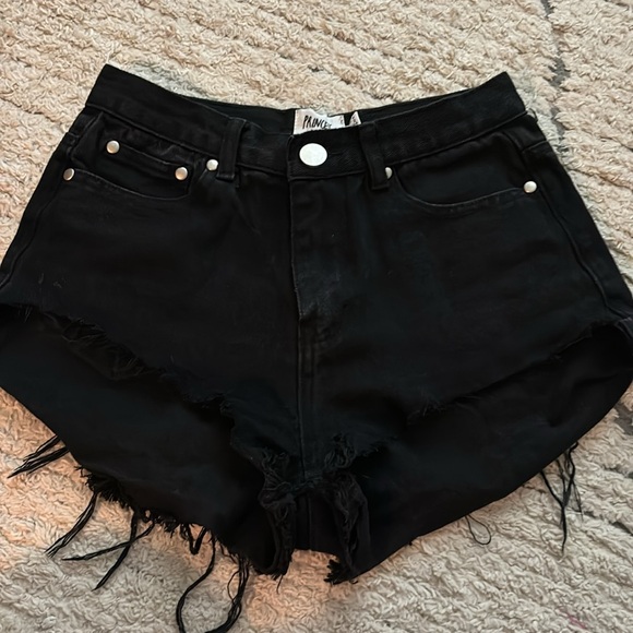 PRINCESS POLLY || black denim shorts || size 6 - Picture 4 of 6